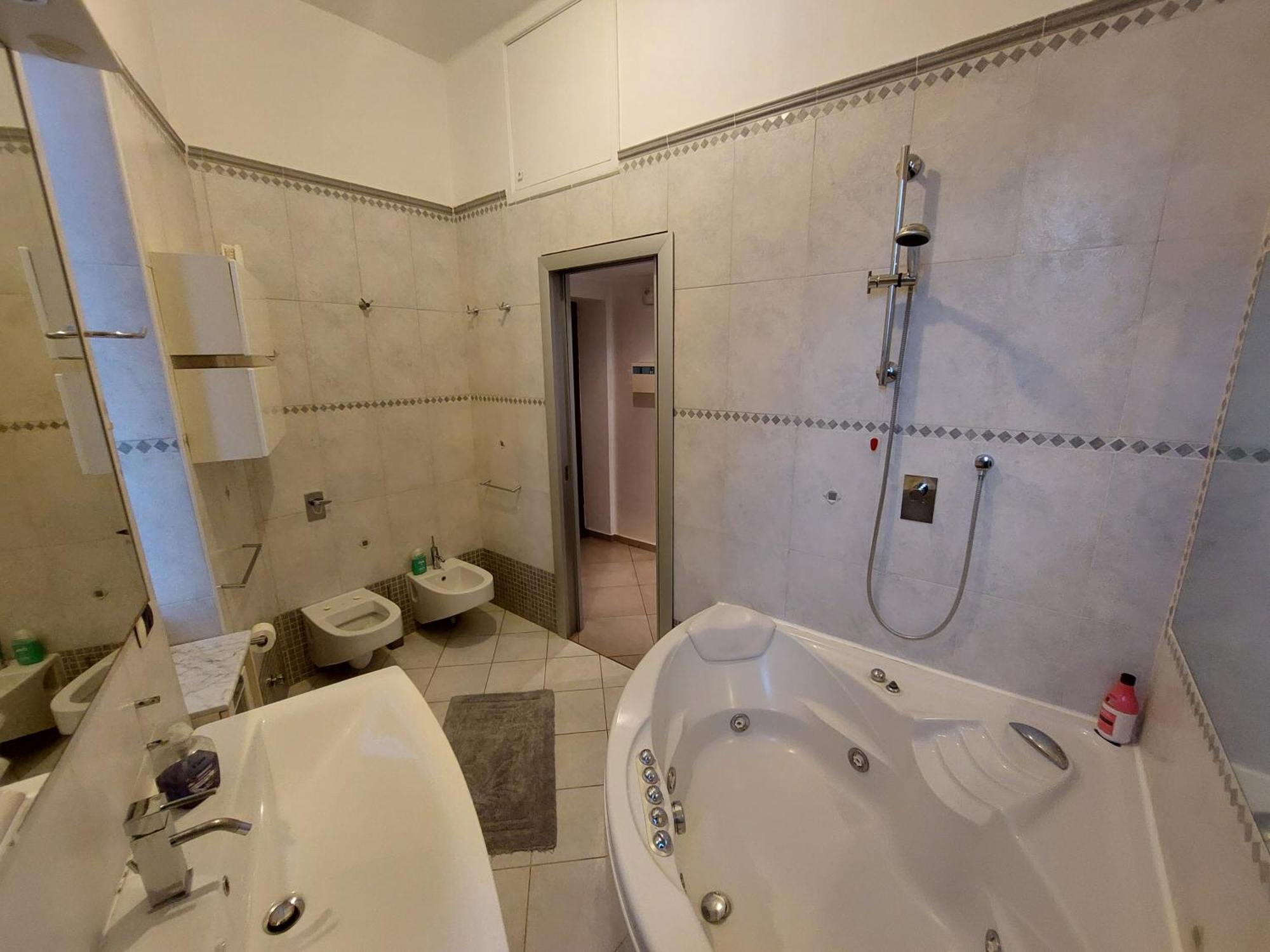 Confortable Flat Near Pz Firenze Apartment Mailand